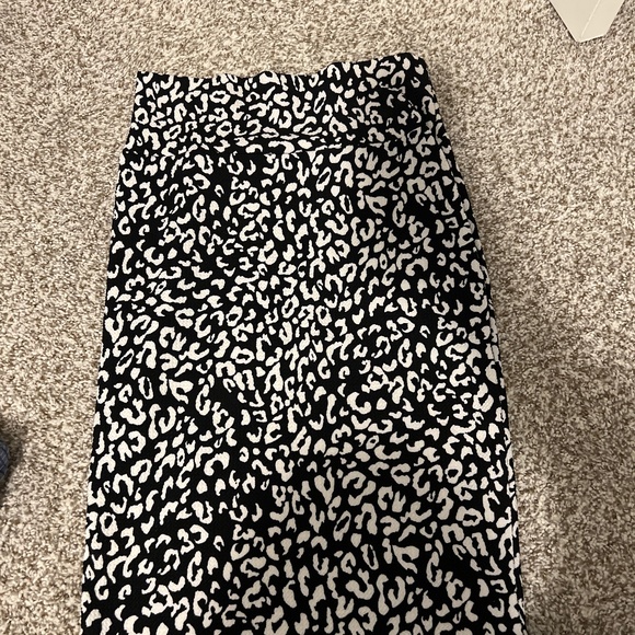 NWT LuLaRoe Cassie Skirt - Picture 1 of 1